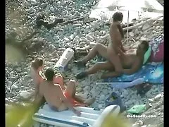 حسابدار ناز رئیس خود را که بدون شورت کوس و کیر و کون و الاغ در کار می رود ، سوزاند
