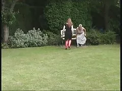 برای حل مشکلات كون كير كس دوست پسرش ، عوضی بزرگ سگ بزرگ پیشنهاد داد که با رئیس سیاه خود یک باند باند ببندید