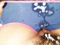 زن خانه دار این لوزه ها را عکس کیر تو کون بلعیده است