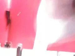 این دختر پسرش را با یک دختر دیگر سوزاند فیلم کیرتوی کون و به جای رسوایی ، در رختخواب به آنها پیوست که چقدر سخت هر دو شلخته را که از یک عیاشی هیجان زده بودند ، لعنت کرد