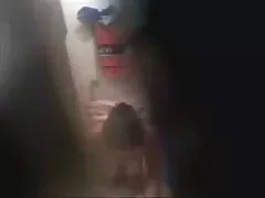 آن مرد در ماشین اسپرت جالب ، گاييدن كون با كير كلفت video دوست دختر خود را به یک مکان منزوی کشاند و پتو را روی تارک پهن کرد و با قدرت دختر را در واژن تراشیده شده در زیر چراغهای جلو خاموش کرد و در یک بیدمشک فریاد زد