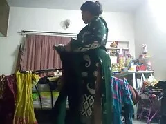 هیجان زده در ماشین ، راضی در گاراژ عکس کیر تو کون و کس