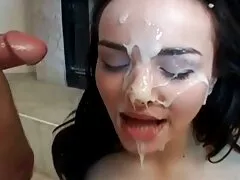 دکتر بیمار خود را با یک dildo عظیم خوشحال می عکس های کیر تو کون کند