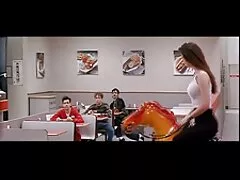 این مکانیک به دختر بزرگ گفته است که بیمه احتمالاً این پرونده را پوشش نمی دهد ، اما راهی وجود دارد که اگر دیک خود را بکشد ، پس همه چیز را به صورت رایگان برطرف می کند و از آنجا که نیاز به فوریت رفتن دارد ، او را به او كس و كون و كير خطا داد و حتی رول ها را تمدید کرد ، بنابراین او را لعنتی کرد و حتی چشمانتان را بسته اید که اجازه دارد روی صورتتان جمع شود