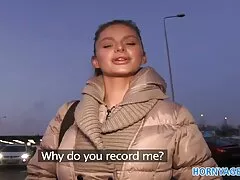 یک سبزه شلوغ دهان عکس سکسی کس کون کیر خود را باز می کند و یک خروس پرتلاطم را در اعماق گلوی خود فرو می برد